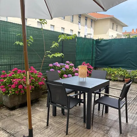Kaioa .incluye Parking Privado. Хондаррибиа